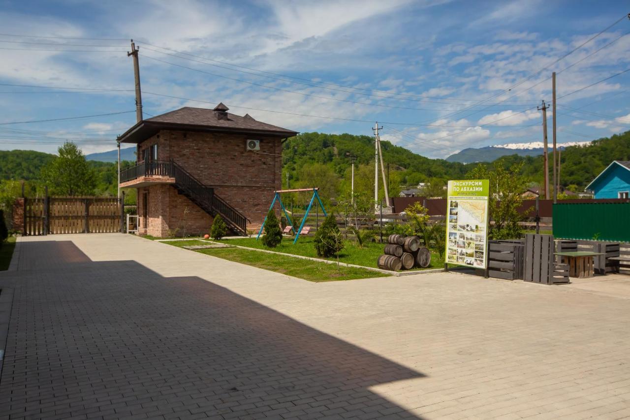 Gloriya Hotel Lidzava Exterior foto